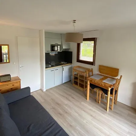 Cosy In With Balcony Appartement